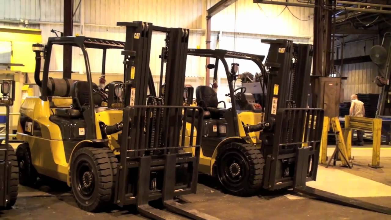 Cat® Lift Trucks Customer Testimonial: Pneumatic Tire IC Forklift Series