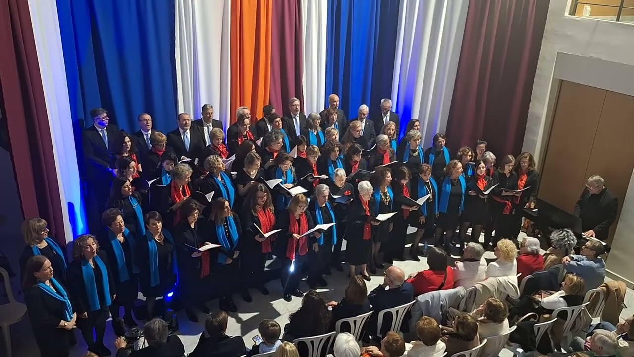 Stand by me. Coros de los colegios de abogados de Málaga y París