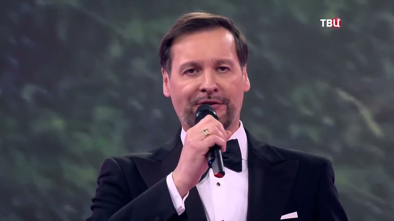 Аскар Абдразаков / 