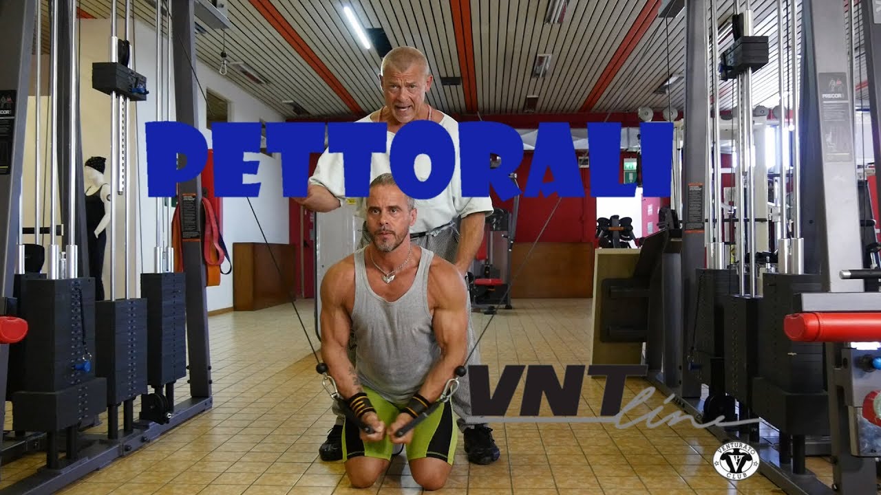 ALLENAMENTO PETTORALI