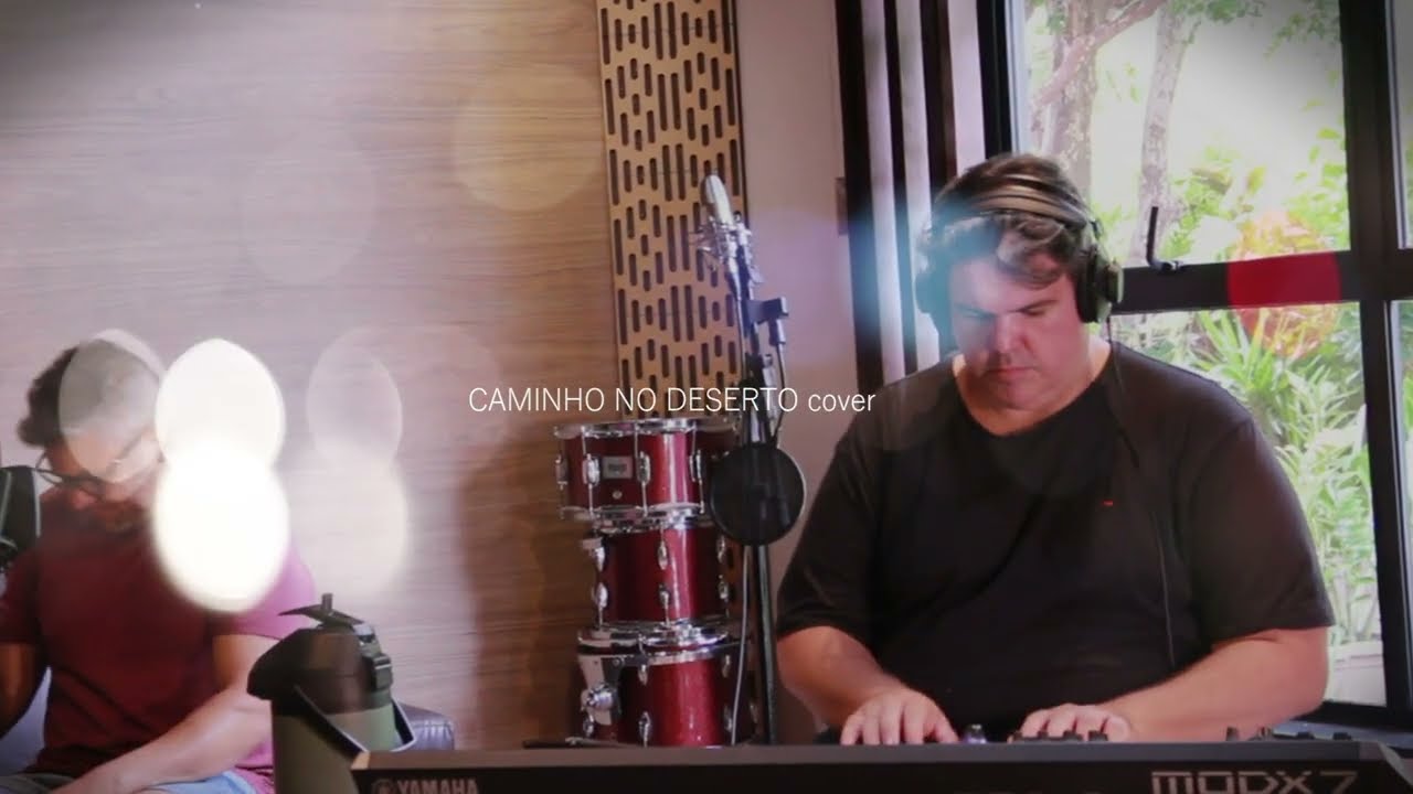 CAMINHO NO DESERTO (cover)