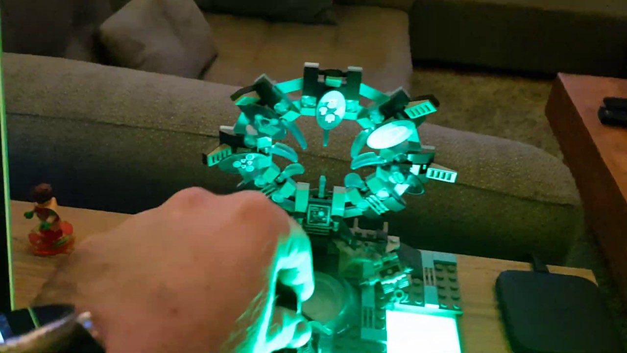 Philips Hue bulbs controlled with a LEGO Dimensions Toy Pad