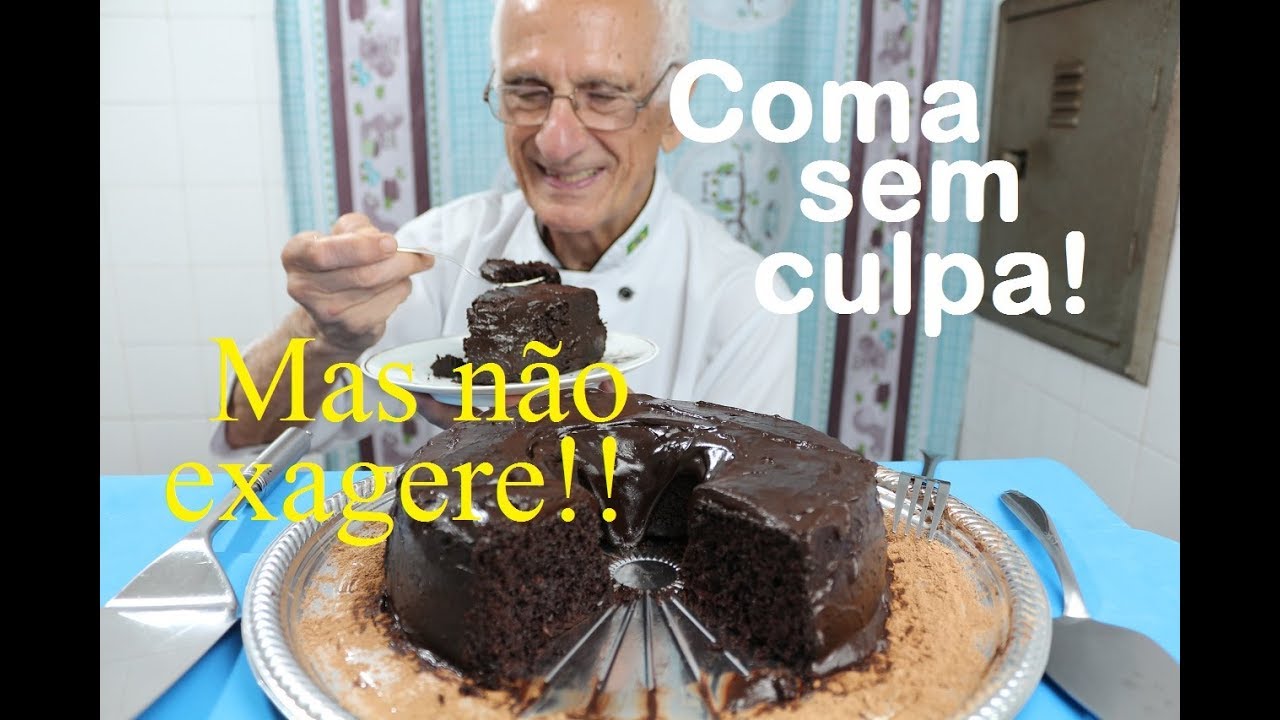 BOLO DE CHOCOLATE FIT CHOCOLATUDO (Receita FITNESS, rápida e fácil)