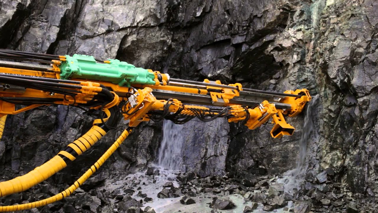 AMV 21SGBC_CC Drilling Jumbo.wmv