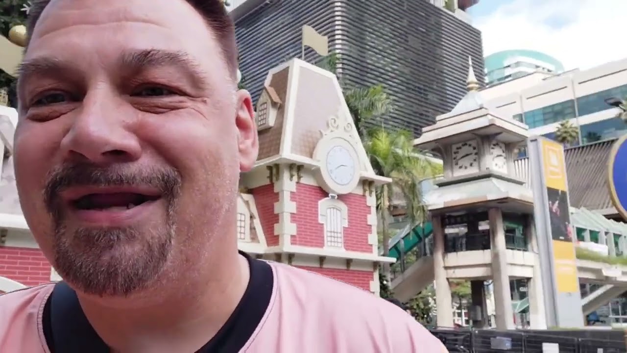 We bumped into a tv crew.Shopping in the hart of Bangkok.