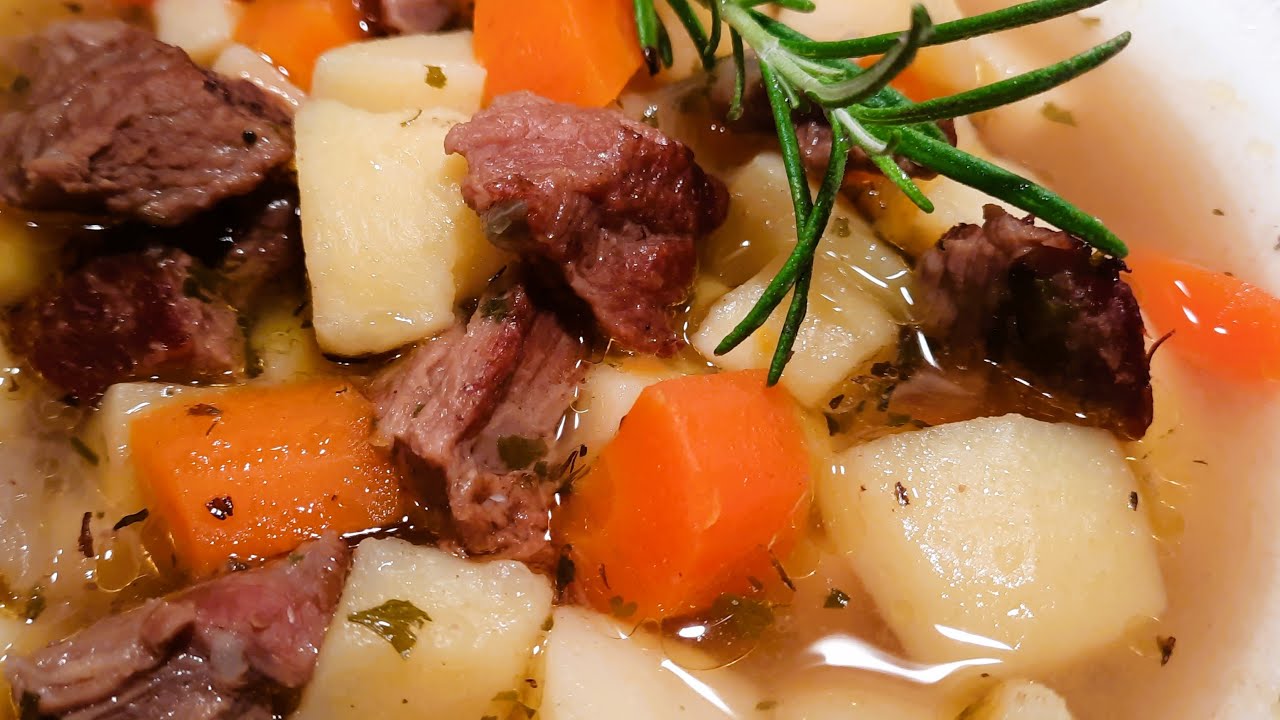вам понравится это рагу - крепкое, сытное с говядиной и картофелем