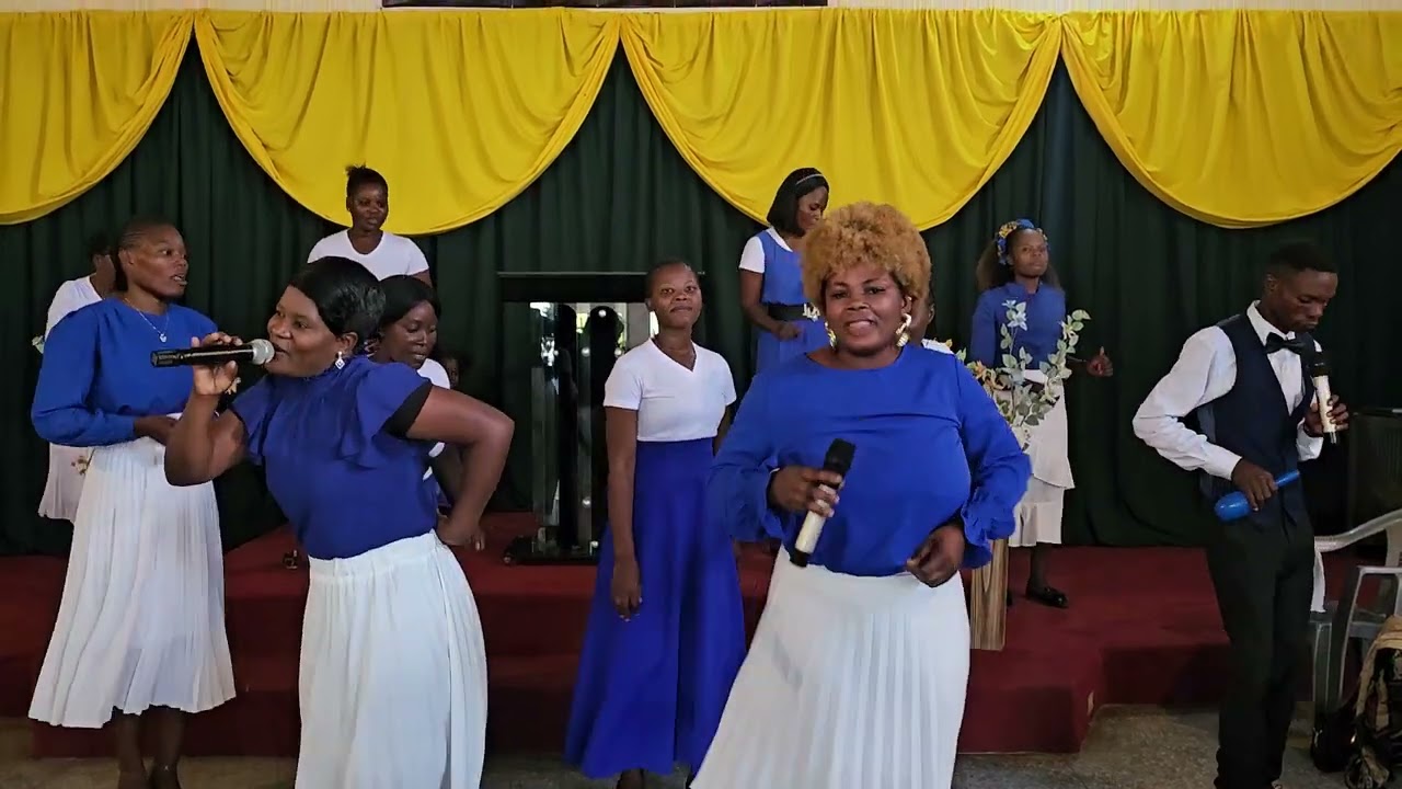 Muchinga Pentecostal Holiness Church - Praise team 🙌