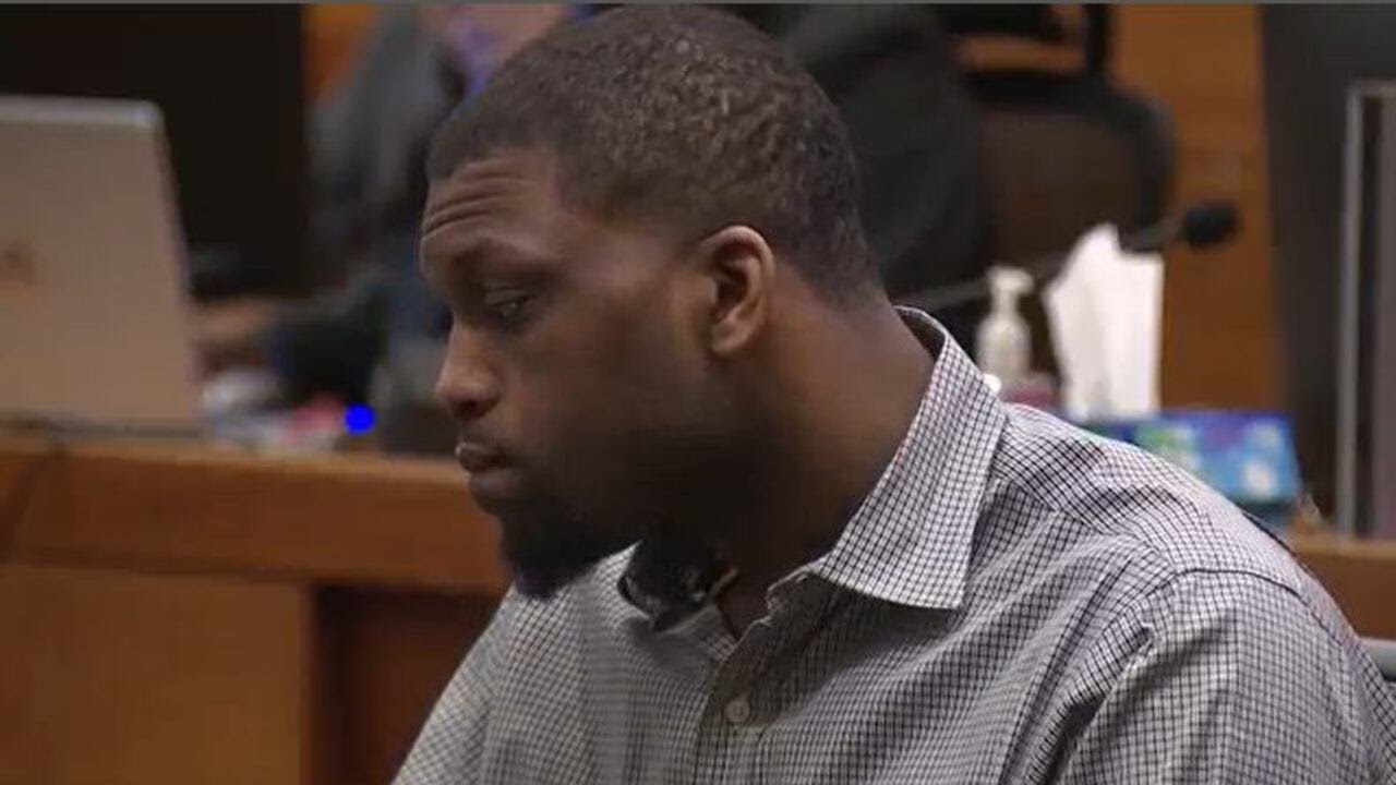 Closing arguments in trial for man accused of killing Fulton County deputy