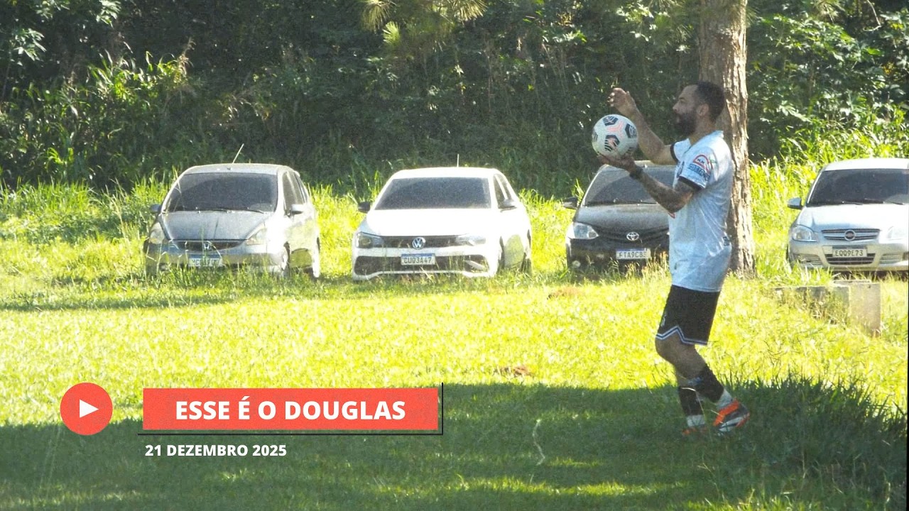 ESSE É O DOUGLAS