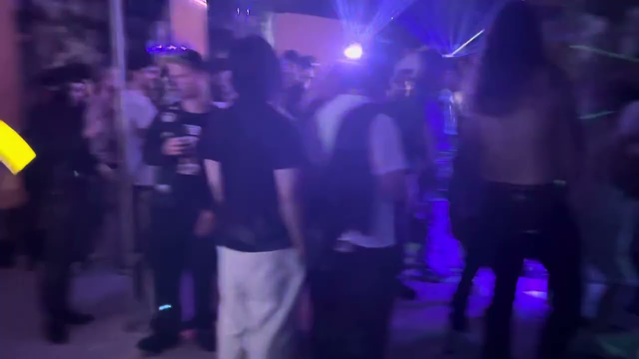 Nightclubs in Tokyo 東京　ナイトクラブ