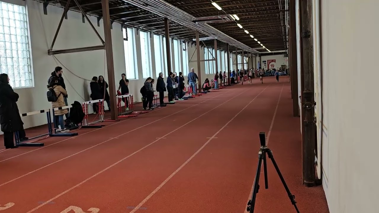 60 m - rozběh - Anna Kajnarová (10,70 s)