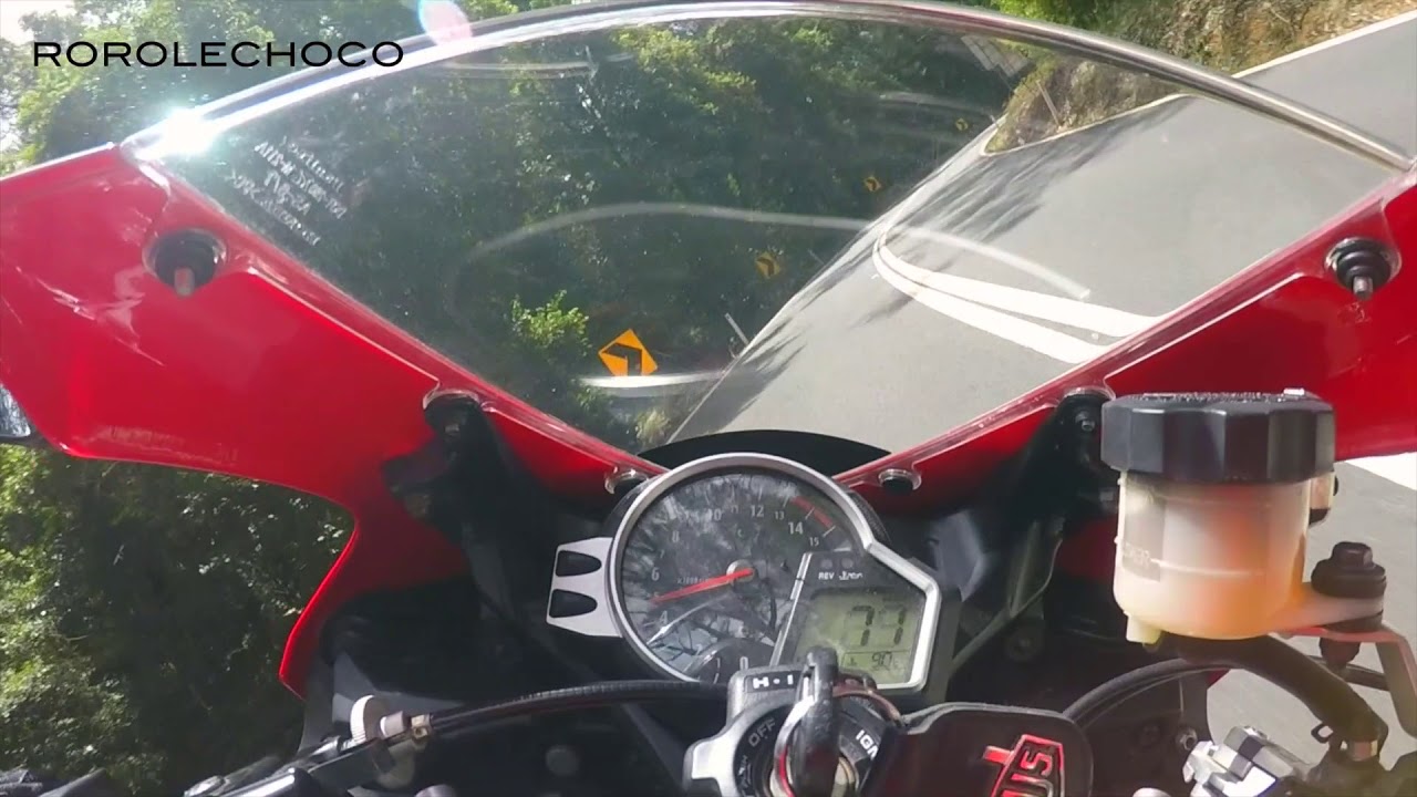 Motorbike ride on Macquarie Pass : Australia NSW