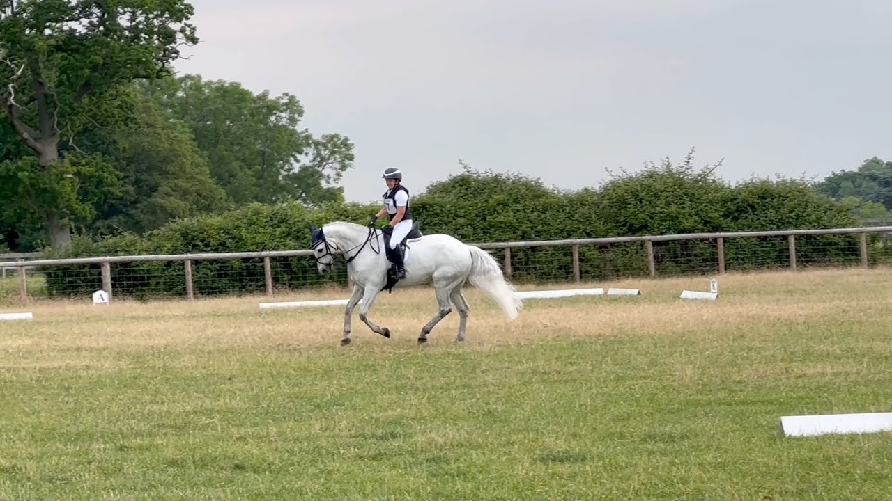 Flint and Linda - Moreton Morrell - Dressage Test BE92 - 18/6/23 - 26.2 Penalties