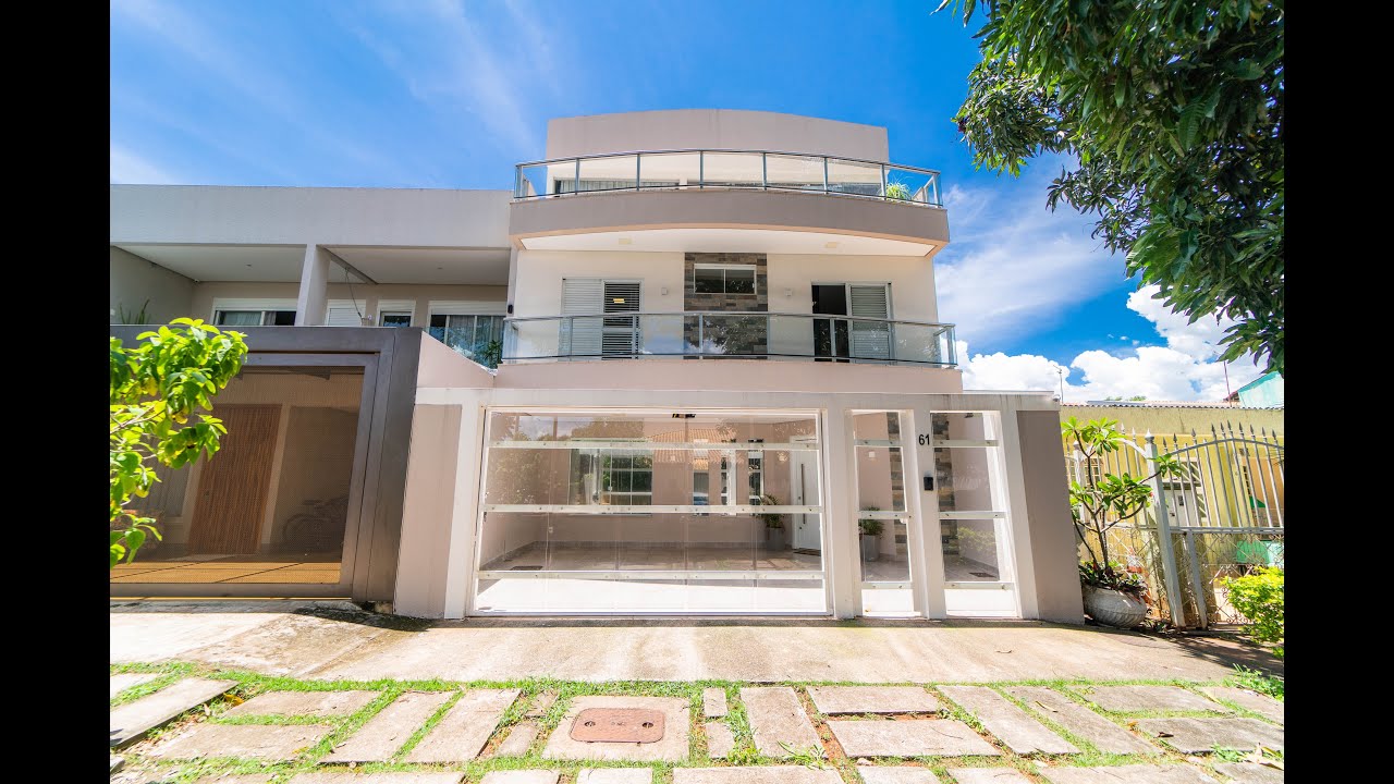 CASA DE ALTO PADRÃO NA MELHOR POSIÇÃO DA ASA SUL - 715