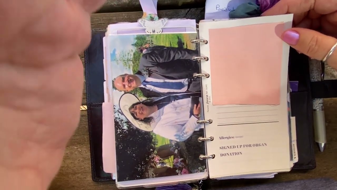 Chatty flip of my personal Filofax Lockwood. Filmed on location on my deck, it’s too hot!
