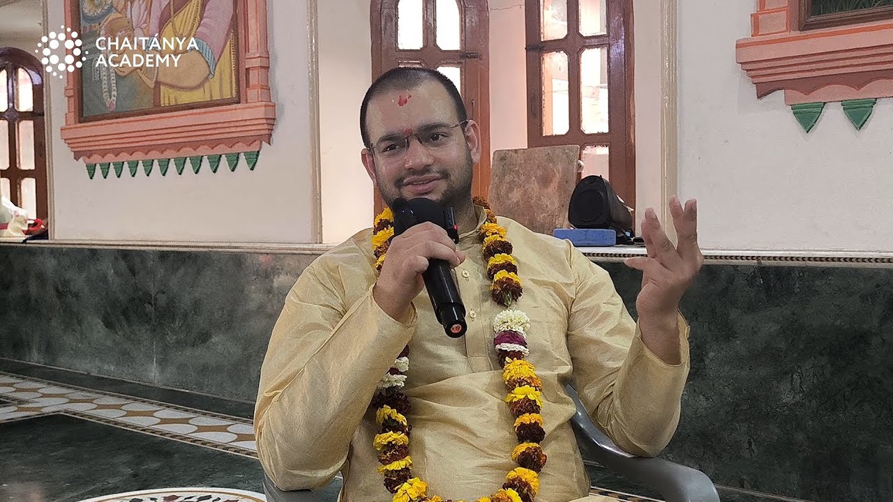 Devotees Glorifying Sri Chaitanya Mahaprabhu on the Day of Jagannatha Mishra Mahotsava - 2025-03-15