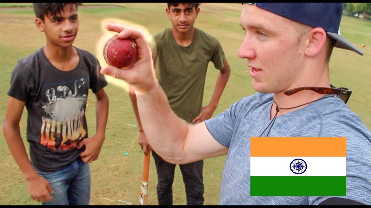 AMERICAN playing CRICKET in INDIA!