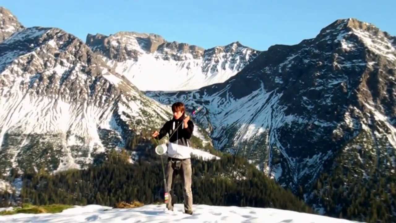 A Day Free / Diabolo, Juggling and Magic