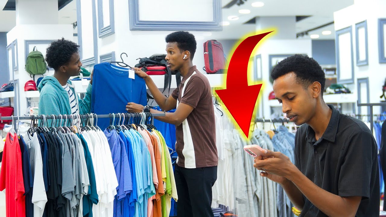 Adi Su’aasha Badan Intaa Iga Deysid Waxii Dukaanka Yaalo Fiirso Indho Waa Qabtaaye.@jiilmedia