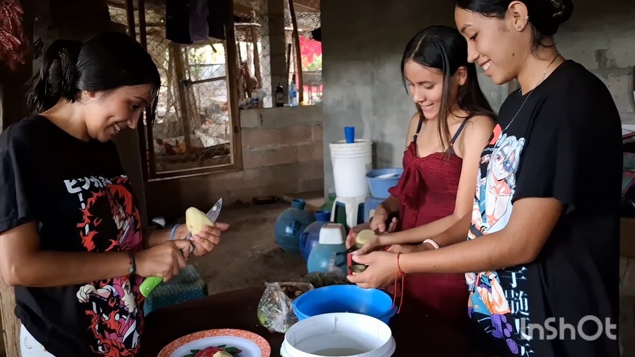 Preparando panes rellenos con gallina 😋
