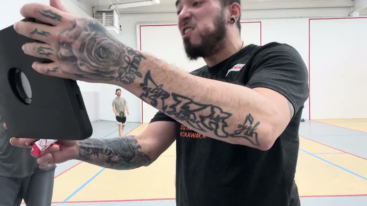 Paddleball zerega Joey Ernie vs Ian Frankie 