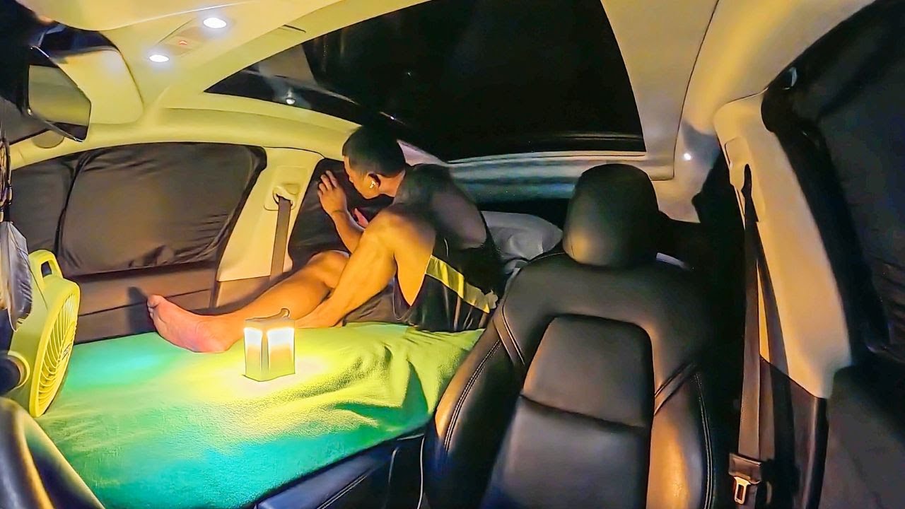 Tesla stealth camping in the Florida Keys for FREE