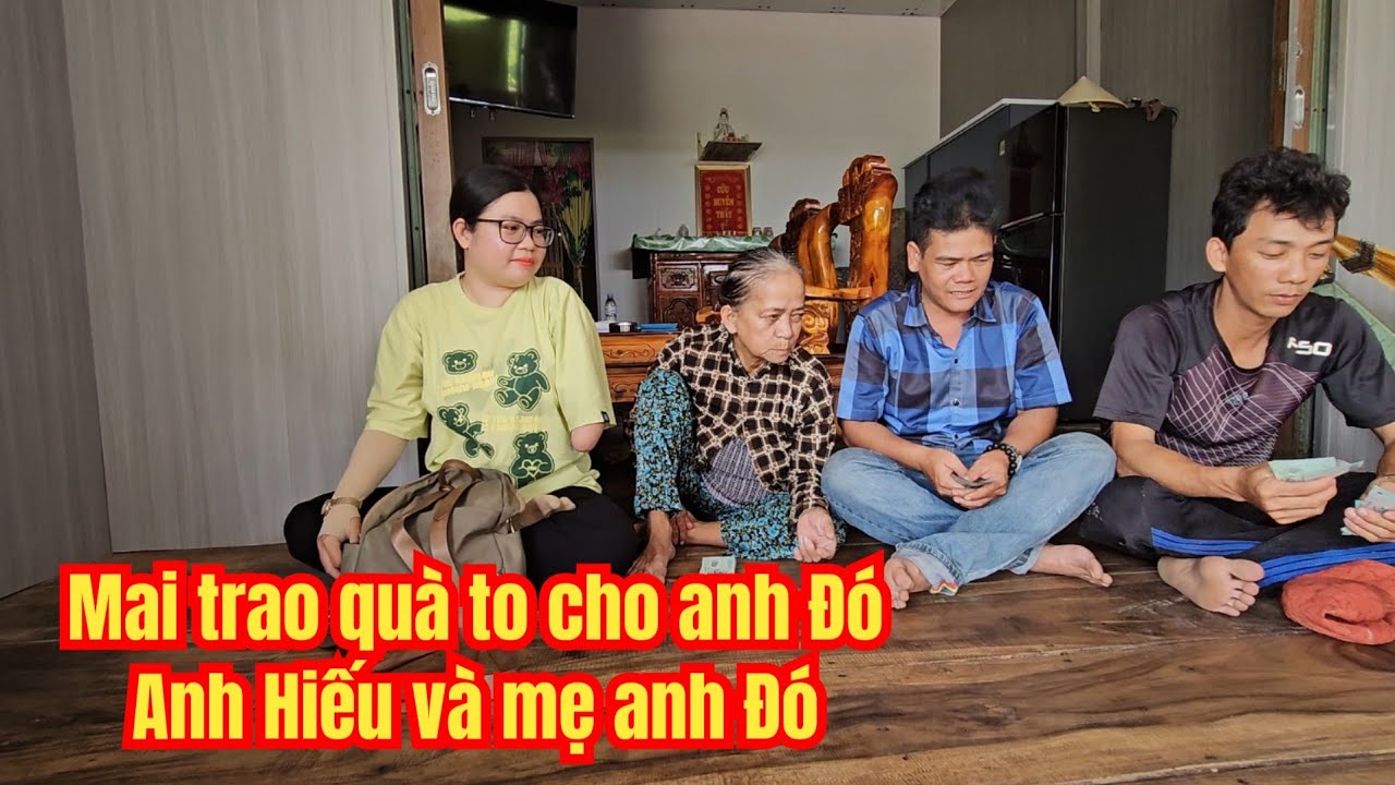 Mai Gửi Quà Siêu To Cho Anh Đó, Anh Hiếu Và Mẹ Anh Đó......