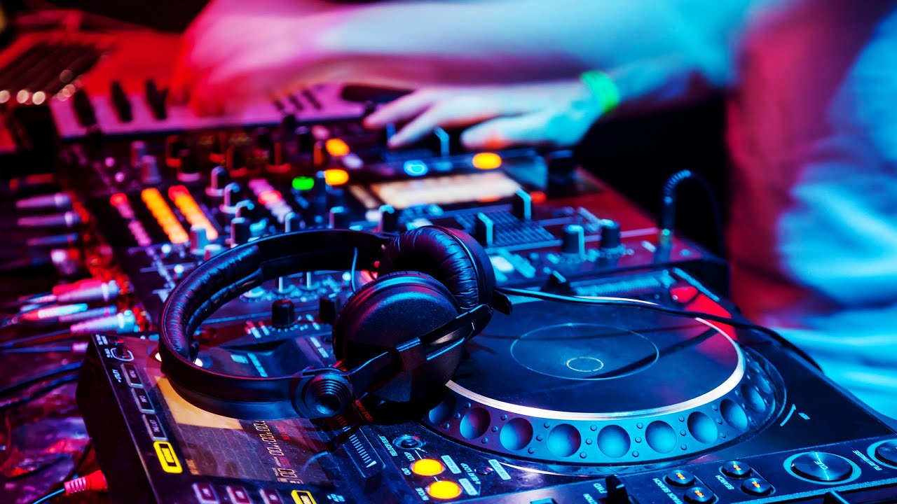 MPOUZOUKIA LIVE NIGHT MIXING!!!