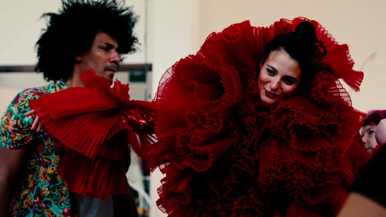 Inside NuArt - Medusa, Chapter Two: Costumes