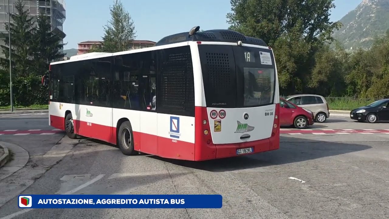 Avellino: autista aggredito all'autostazione