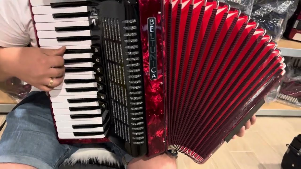 Čo to tam šuchoce pod javorinu-🪗Beltunica Vivaldi 96 Bas Test-New Accordion