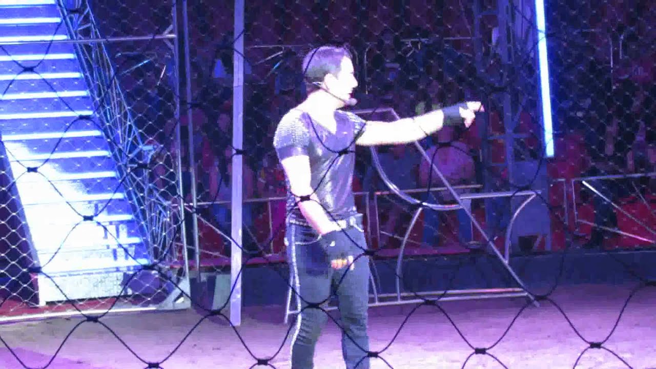 Circo Rolex / Apolo agradeciendo a su publico