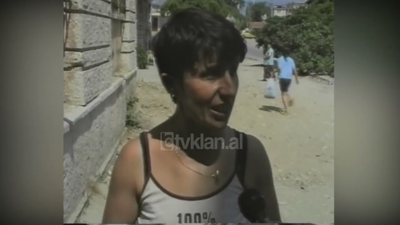 Lagjja “Puntori” në Gjirokastër vuan mungesën e ujit të pijshëm (12 Korrik 2004)