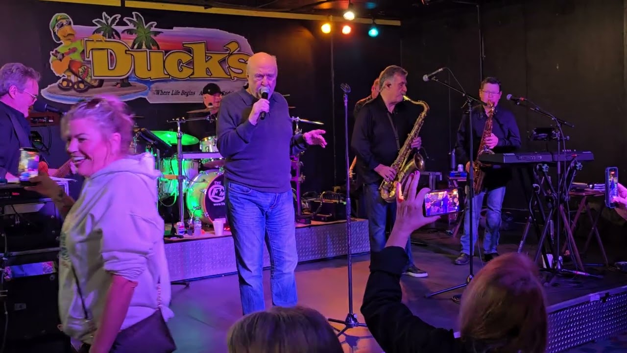 I Love Beach Music - Jackie Gore sings with Craig Woolard & The Embers 2/15/2026 at Duck's