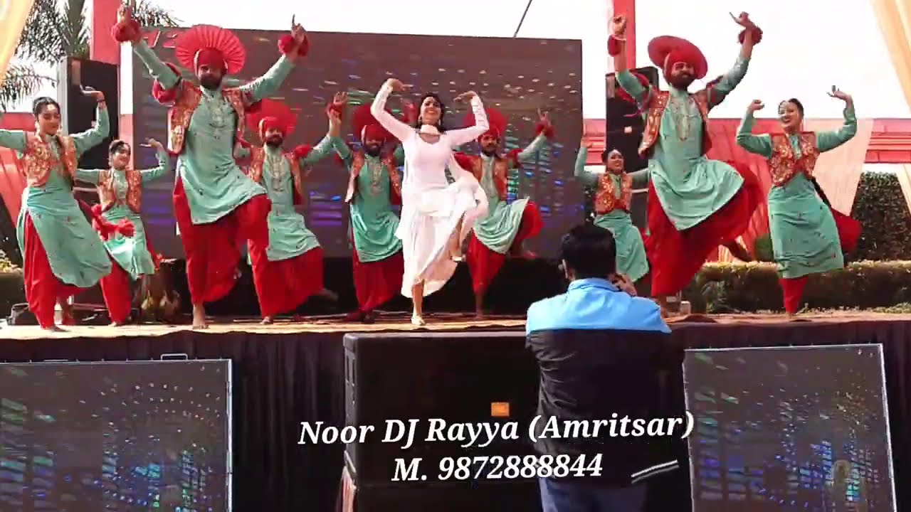 Latest Performance on Babbu Maan Song || Babbu Maan Di Fan Model Jasnoor || Noor DJ Rayya