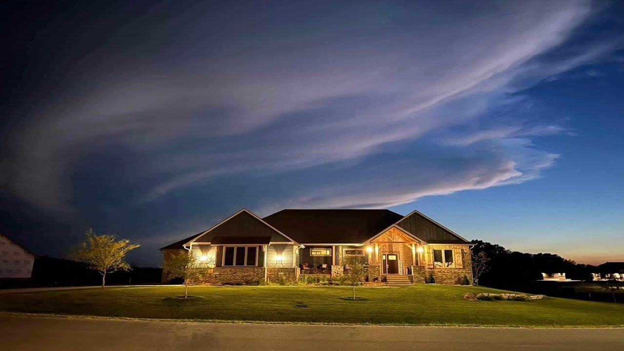 NEW LISTING: 272 Cedar Ranch Ct Derby KS 67037