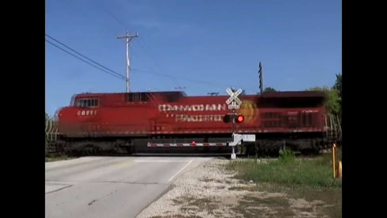 Amtrak and CP Through Oakwood