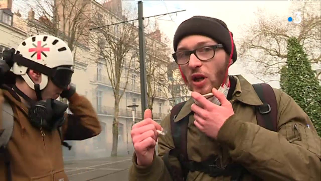 Street medics, des secouristes militants