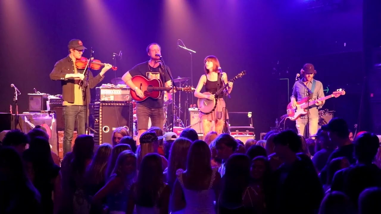 Holler Choir - 
