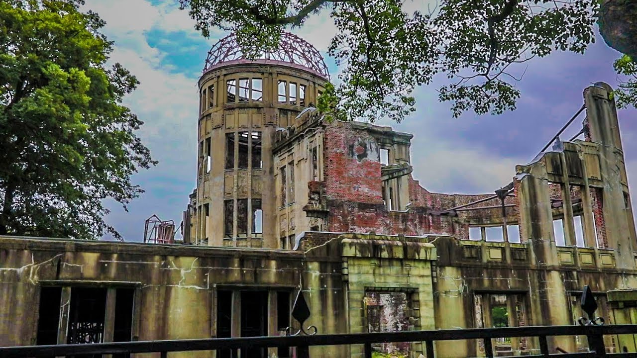 EXPLORING HIROSHIMA & ATOMIC DOME (Very Sad)