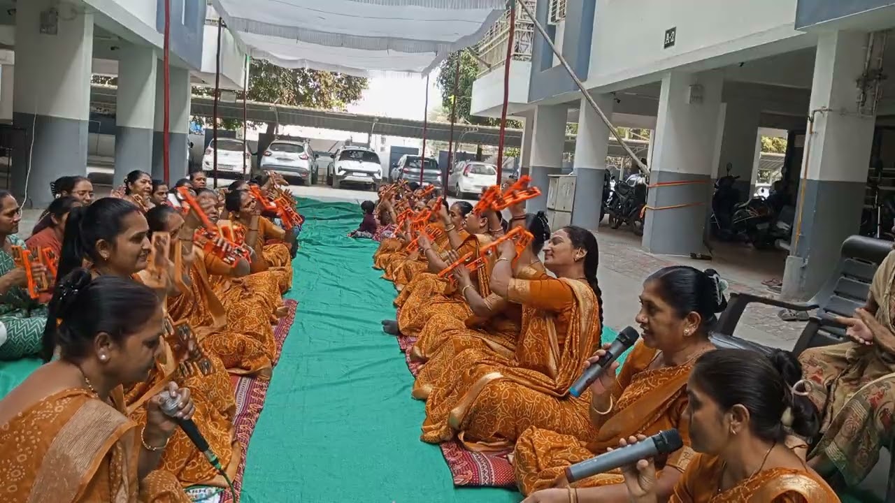 સત્સંગી બેનો સત્સંગમાં આવજો 