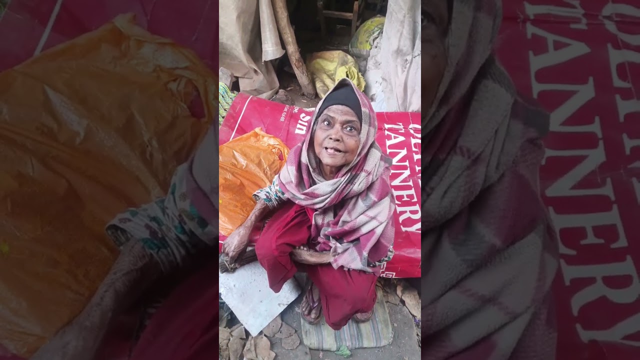 অসহায় ঠাকুমা আগের থেকে অনেকটা সুস্থ স্বাভাবিক রয়েছে তাই একটু দেখে খাবার দিয়ে এলাম#ভাস্কর কুন্ডু 