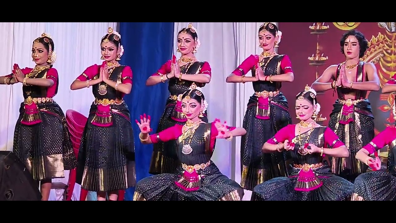 AanandhanarthanaGanapathiye  l Choreographed by Vineeth master soushtava  l    