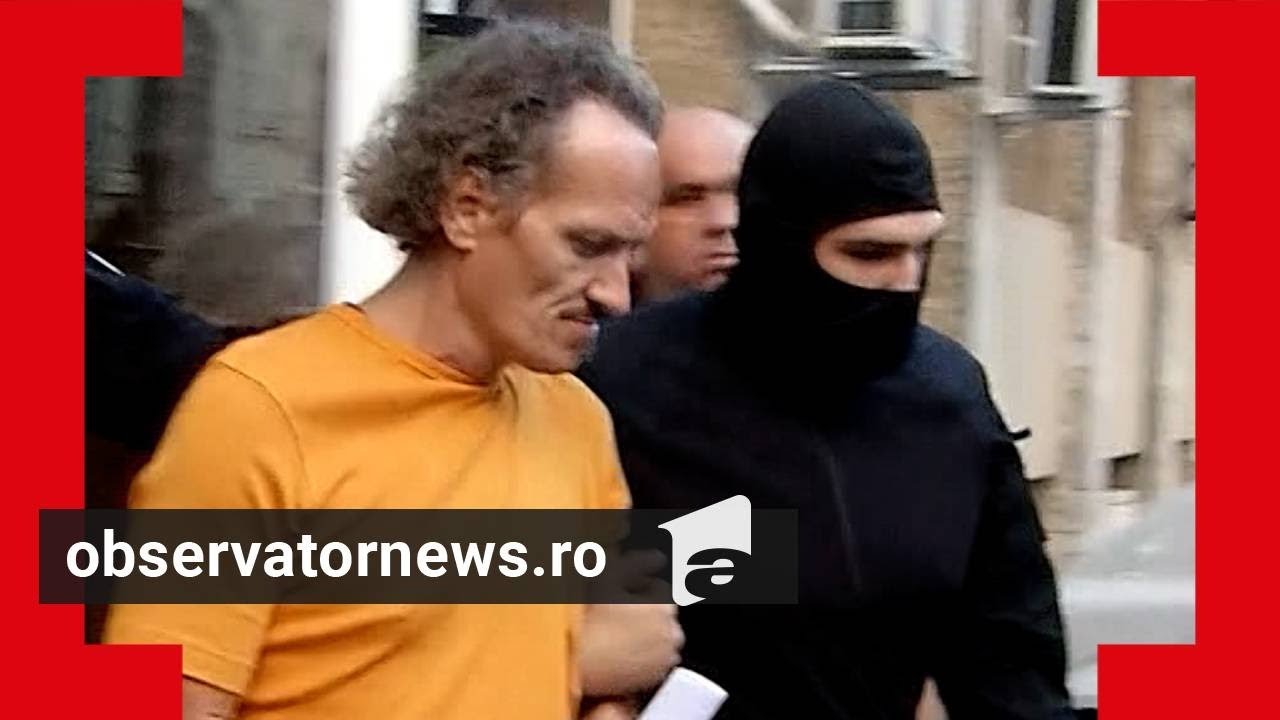 Tripla crimă din Capitală. Bărbatul şi-a ucis mama, sora şi fratele şi le-a acoperit chipurile