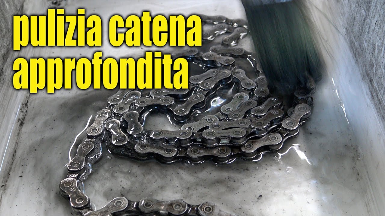 COME FARE UNA PULIZIA APPROFONDITA DELLA CATENA DELLA BICI