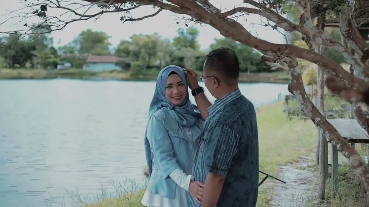 Seperti Legenda Cover by Aroel & Yuni