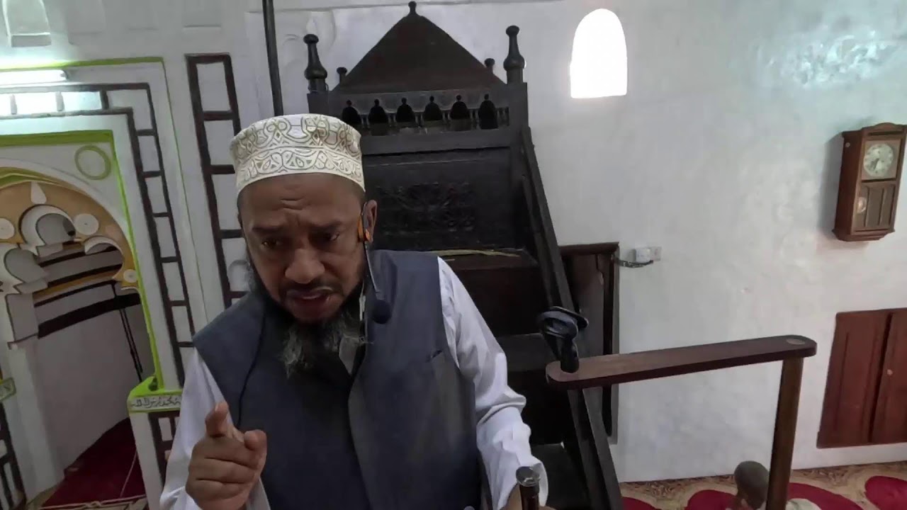 Maudhui: Haki za Njiya na Adabu Zake

Khatib: UST. Omar Abdallah

Masjid Jumaa Lamu—Shela