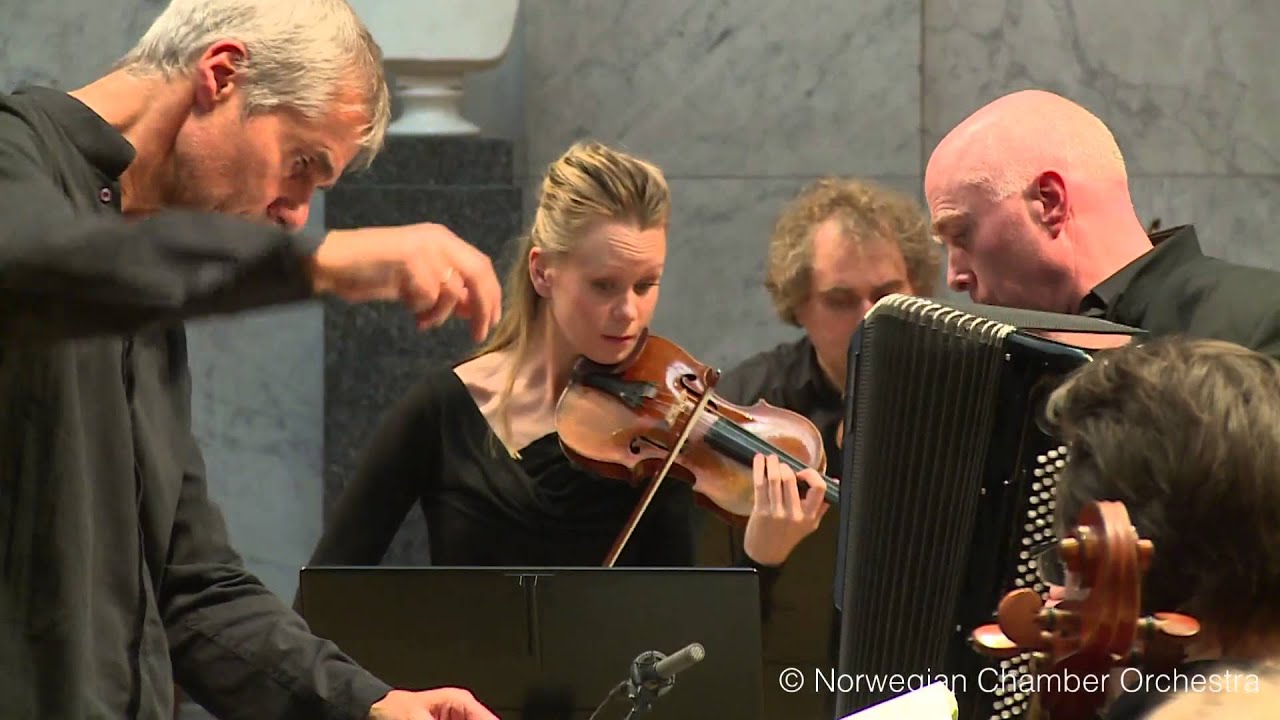 Sofia Gubaidulina: Fachwerk for bayan, percussion and string orchestra