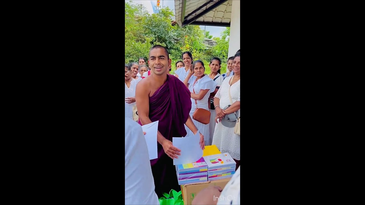 කෙසෙල් ඇවරියක් දුන්නම බිස්කටුත් නැතිද ඇහුවා 😁😁 හන්තානට එන නඩවලට අලුත් යෝජනාවක්  #sandagiriseya