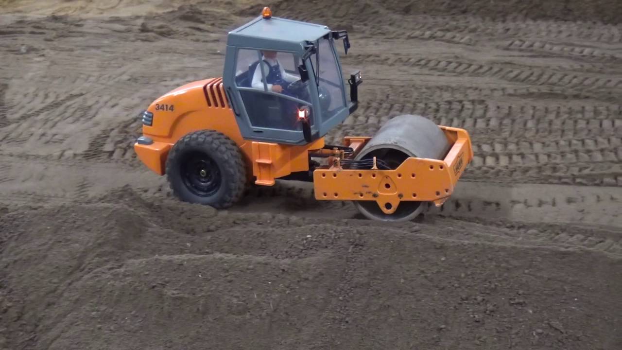 RC Truck unloads material at the landfill